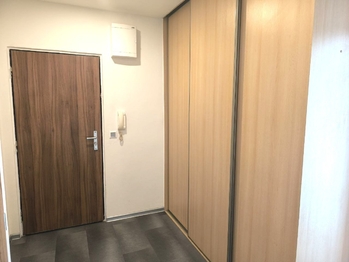 Pronájem bytu 2+1 v osobním vlastnictví 64 m², Karlovy Vary