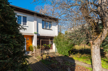 Prodej bytu 3+1 v osobním vlastnictví 75 m², Praha 10 - Strašnice