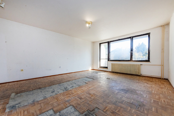 31. Ložnice ve 2. NP domu - Prodej domu 229 m², Praha 6 - Řepy