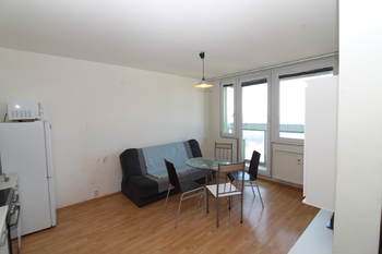 Prodej bytu 2+kk v osobním vlastnictví 36 m², Praha 10 - Záběhlice