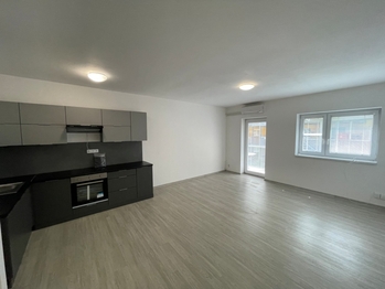 Prodej bytu 3+kk v osobním vlastnictví 78 m², Břeclav