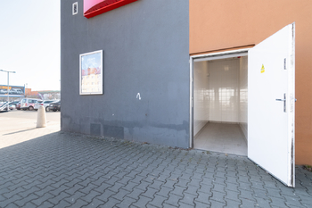 Pronájem obchodních prostor 182 m², Plzeň