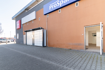 Pronájem obchodních prostor 182 m², Plzeň