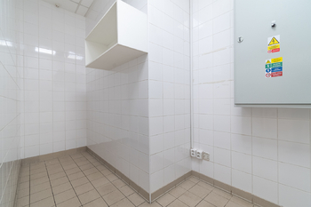 Pronájem obchodních prostor 182 m², Plzeň