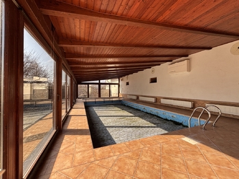 Prodej domu 1145 m², Petříkov