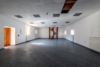 Prodej domu 1145 m², Petříkov