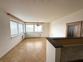 obývací pokoj s kuchyňským koutem - Pronájem bytu 2+kk v osobním vlastnictví 58 m², Plzeň