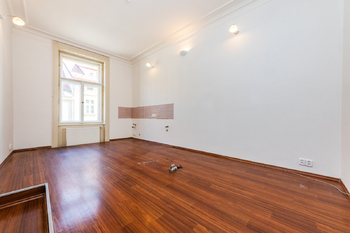 8. Třetí ordinace ve 3. NP domu - Pronájem komerčního prostoru 259 m², Praha 1 - Staré Město