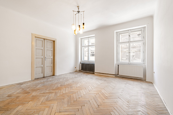 Prodej bytu 3+1 v osobním vlastnictví 111 m², Praha 6 - Bubeneč