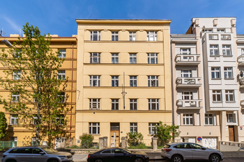 Prodej bytu 3+1 v osobním vlastnictví 111 m², Praha 6 - Bubeneč