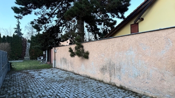 Prodej pozemku 1194 m², Praha 9 - Horní Počernice