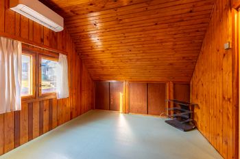 ložnice - Prodej chaty / chalupy 70 m², Okoř