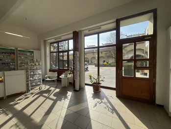 Pronájem obchodních prostor 118 m², Děčín