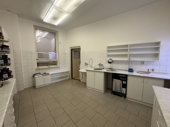Pronájem obchodních prostor 118 m², Děčín