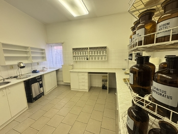 Pronájem obchodních prostor 118 m², Děčín