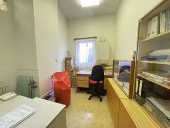 Pronájem obchodních prostor 118 m², Děčín