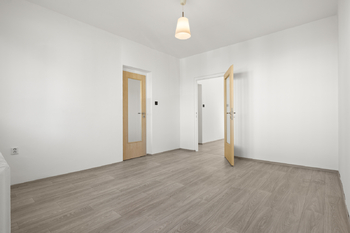 Pokoj - Prodej bytu 3+1 v osobním vlastnictví 75 m², Praha 6 - Veleslavín
