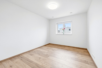 Prodej domu 110 m², Káraný