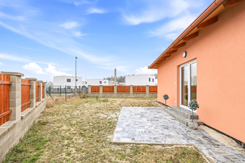 Prodej domu 110 m², Káraný