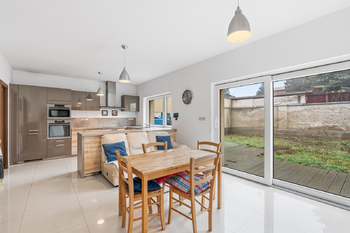 Prodej domu 181 m², Praha 9 - Horní Počernice