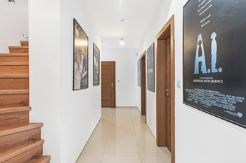 Prodej domu 181 m², Praha 9 - Horní Počernice