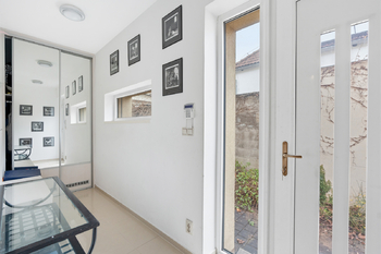 Prodej domu 181 m², Praha 9 - Horní Počernice