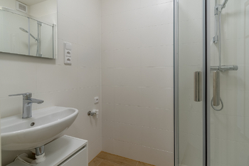 Pronájem bytu 2+kk v družstevním vlastnictví 51 m², Hradec Králové