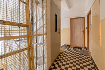 Pronájem bytu 2+kk v družstevním vlastnictví 51 m², Hradec Králové