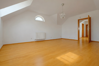 Prodej domu 278 m², Kly