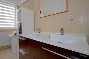 Prodej domu 278 m², Kly