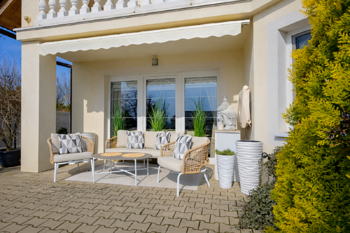 Prodej domu 278 m², Kly