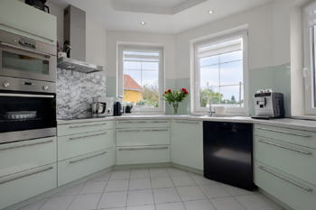 Prodej domu 278 m², Kly