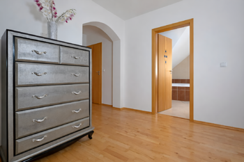 Prodej domu 278 m², Kly