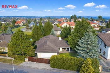 Prodej domu 188 m², Hovorčovice