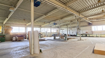 Prodej výrobních prostor 3792 m², Suchohrdly