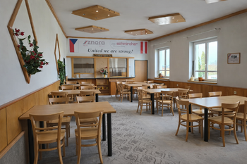 Prodej výrobních prostor 3792 m², Suchohrdly