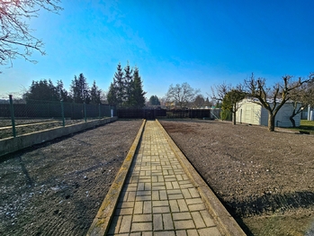 Prodej pozemku 458 m², Louny