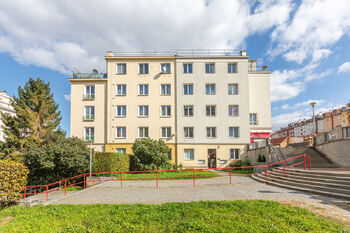 Prodej bytu 2+1 v osobním vlastnictví 72 m², Praha 6 - Břevnov