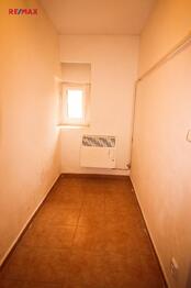 chodba - Pronájem obchodních prostor 50 m², České Budějovice