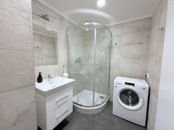 Pronájem bytu 1+kk v osobním vlastnictví 33 m², Praha 9 - Hloubětín