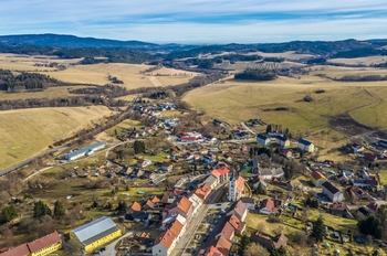 Prodej pozemku 988 m², Hořice na Šumavě