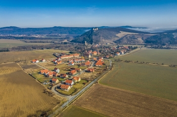 Prodej pozemku 1132 m², Točník