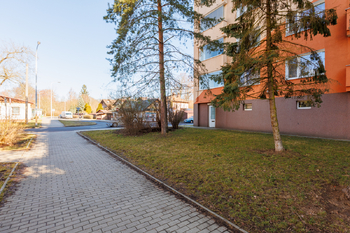 Prodej obchodních prostor 72 m², Karlovy Vary