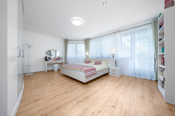 Prodej domu 346 m², Praha 4 - Lhotka