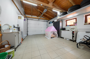 Prodej domu 346 m², Praha 4 - Lhotka