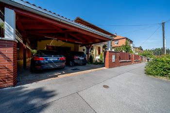 Prodej domu 346 m², Praha 4 - Lhotka