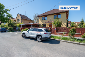 Prodej domu 346 m², Praha 4 - Lhotka