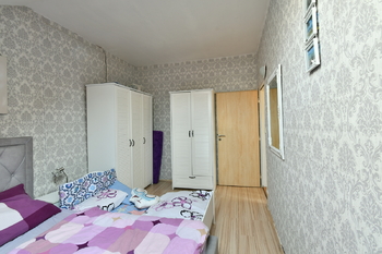 Ložnice v podkroví 2 - Prodej bytu 4+1 v osobním vlastnictví 95 m², Hradec Králové