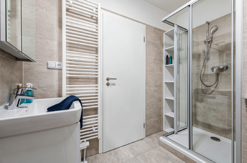 Pronájem bytu 1+kk v osobním vlastnictví 39 m², Praha 9 - Dolní Počernice