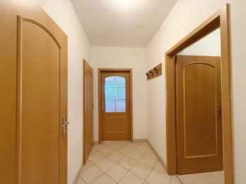 Pronájem bytu 3+kk v osobním vlastnictví 78 m², Odolena Voda